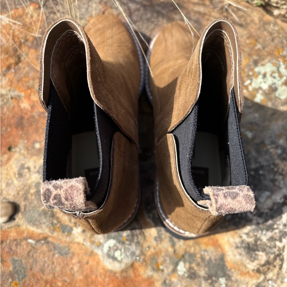 NWT Women's Dolce Vita Huey Lug Sole Bootie size 6.5 - Picture 4 of 6